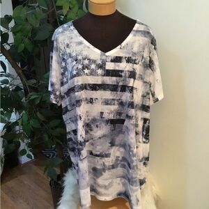 Avenue short sleeve tee American Flag embellished stars Womans 22/24